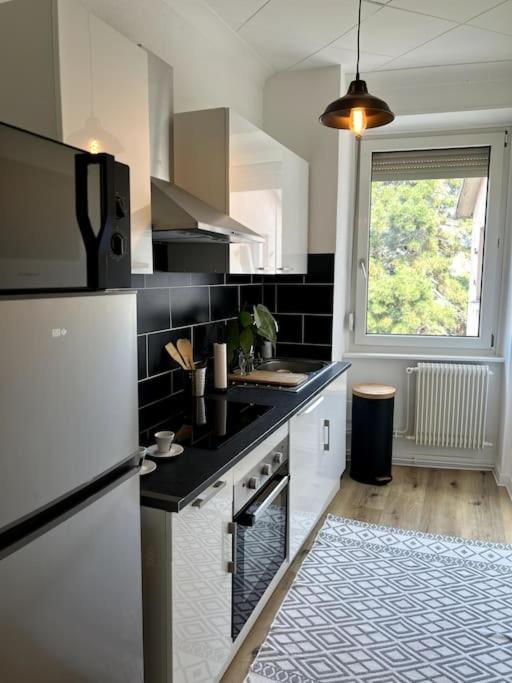 Appartement Cosy Et Lumineux Avec Parking Gratuit Colmar Extérieur photo