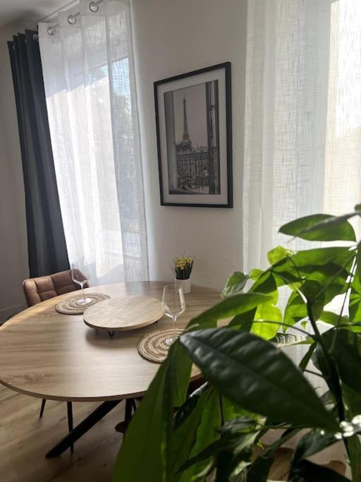 Appartement Cosy Et Lumineux Avec Parking Gratuit Colmar Extérieur photo