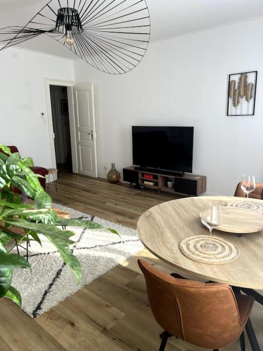 Appartement Cosy Et Lumineux Avec Parking Gratuit Colmar Extérieur photo